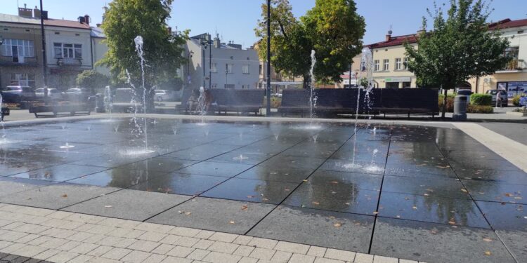 Mielec: Umiejętnie korzystajmy z  uroków mieleckich fontann