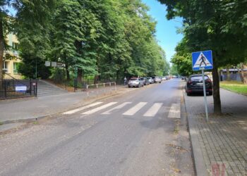 Sandomierz. Ścieżka rowerowa kosztem miejsc parkingowych