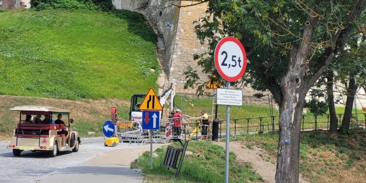 Sandomierz: Dobiega końca remont ulicy Zamkowej