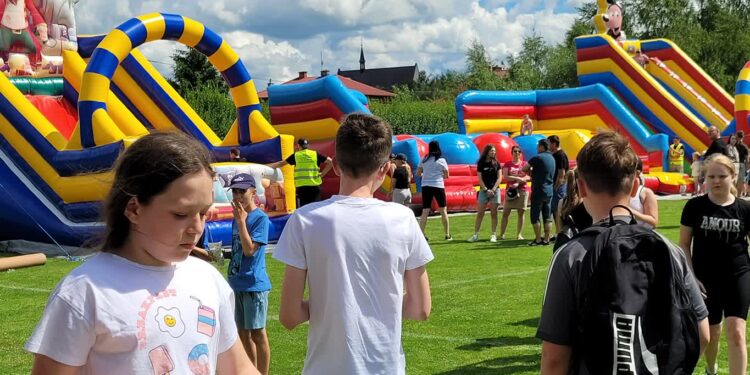 Szczeglice: Piknik i akcja „murem za polskim mundurem.