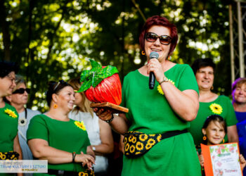 Ruszcza,Połaniec: „Złota Truskawka” dla KGW „Nadwiślanki” z Maśnika.