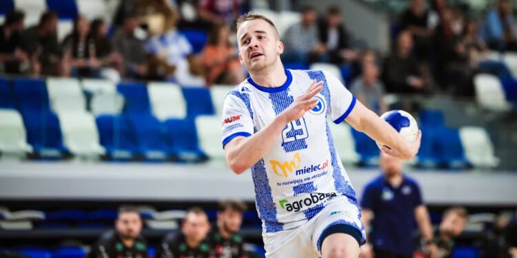 Mielec:  Parkietowe rewolucje u szczypiorniaków…