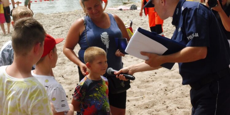 Gorzyce. Jak bezpiecznie wypoczywać nad wodą?