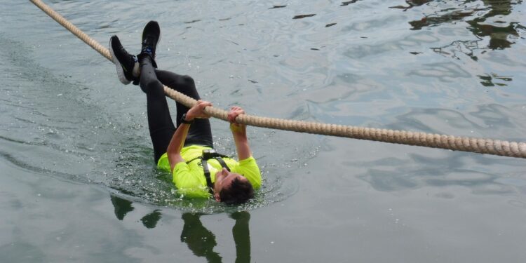 Tarnobrzeg. Przez błoto, piach i wodę do mety. Za nami tegoroczny Run fit