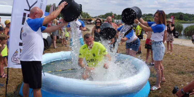 Tarnobrzeg. Przez błoto, piach i wodę do mety. Za nami tegoroczny Run fit