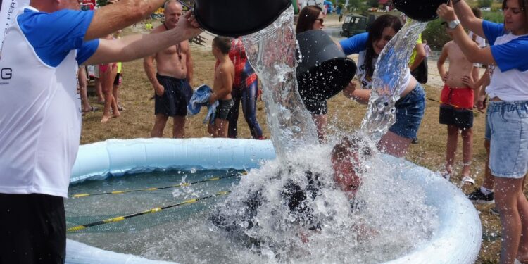 Tarnobrzeg. Przez błoto, piach i wodę do mety. Za nami tegoroczny Run fit