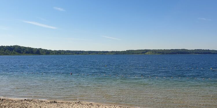 Tarnobrzeg: Rozmowy w sprawie działek nad Jeziorem Tarnobrzeskim