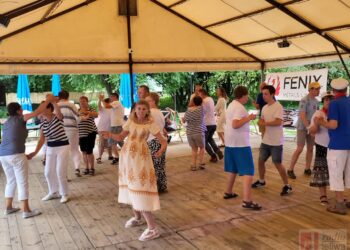 Tarnobrzeg. Żeglarski piknik dla uczestników ŚDSów nad Jeziorem Tarnobrzeskim