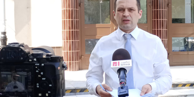 Stalowa Wola: Radny Andrzej Dorosz chce zwołania sesji nadzwyczajnej o finansach miasta