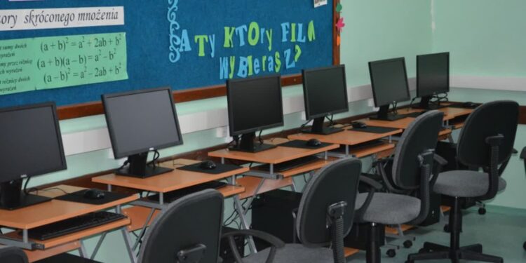 Mielec:  Blisko 200 tys. złotych pozyskane dla edukacji