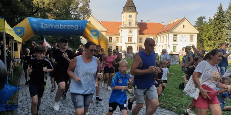 Tarnobrzeg: Przebiegli symboliczny dystans (ZDJĘCIA)