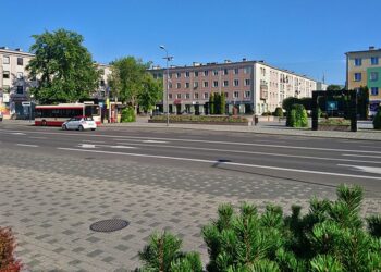 Mielec: Plac AK miejscem odpoczynku… dla spożywających alkohol