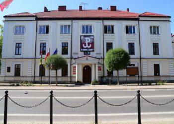 NIsko: Ueoczystościw  80. rocznicę Wybuchu Powstania Warszawskiego