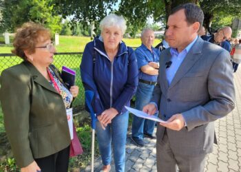 Burmistrz Klimontowa Marek Goździewski: Obwodnica jest konieczna.