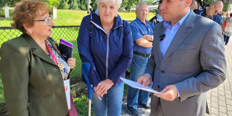 Burmistrz Klimontowa Marek Goździewski: Obwodnica jest konieczna.