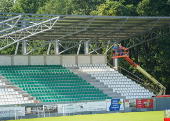 Dębica: Nowa odsłona trybun stadionu miejskiego