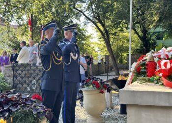 Sandomierz: Pamięć o powstaniu warszawskim wciąż żywa.