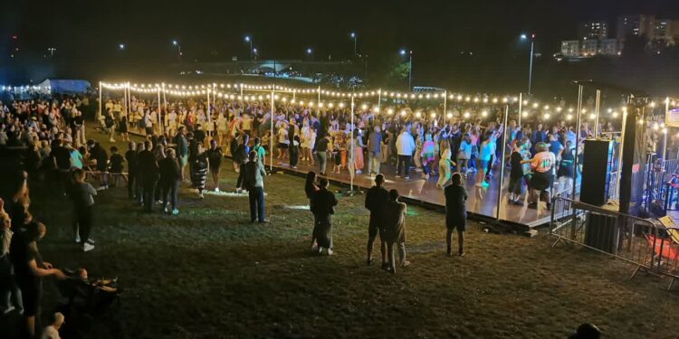 Stalowa Wola: Stalowa Wola próbuje pobić Rekord Polski w najdłuższej potańcówce