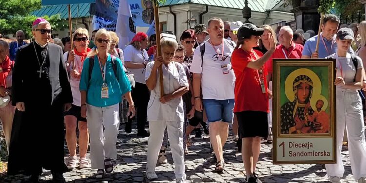 Sandomierz: U tronu Królowej Polski.