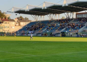 Tarnobrzeg: Siarka wygrała na własnym boisku z Chełmianką