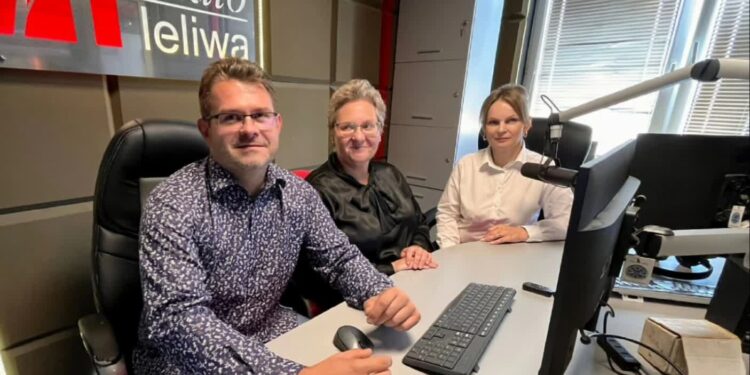 Tarnobrzeg. Eksperci z ZUS pełnili telefoniczny dyżur w Radiu Leliwa