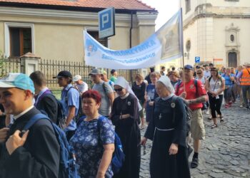 Sandomierz, Sulisławice: Do tronu Pani Sulisławskiej (FOTOGALERIA)