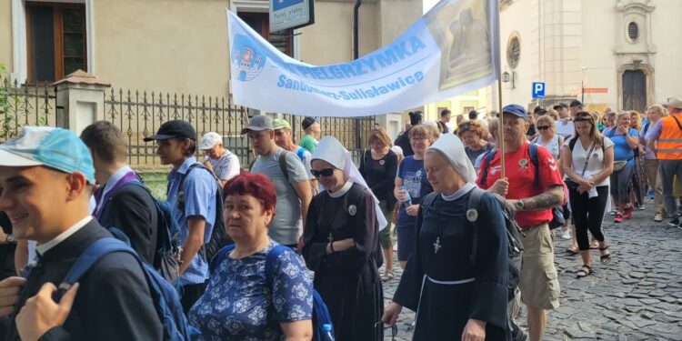 Sandomierz, Sulisławice: Do tronu Pani Sulisławskiej (FOTOGALERIA)