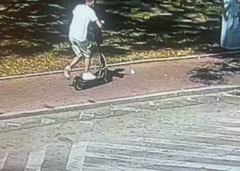Kierujący hulajnogą poszukiwany. Potrącił dziewczynkę