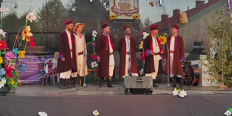 Kolbuszowa: Lasowiackie Źmioki i kapusta źmiocana