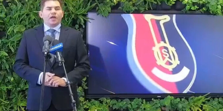 Stalowa Wola: Prezydent ucina spekulacje na temat finansów miasta – proponuje debatę