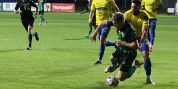 Stalowa Wola: Stal Stalowa Wola przegrała z Arką Gdynia po rzutach karnych