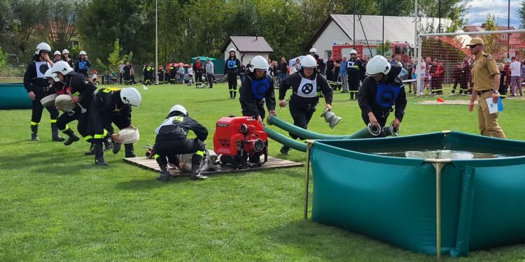 Tarnobrzeg. Strażacy OSP rywalizowali w zawodach sportowo-pożarniczych