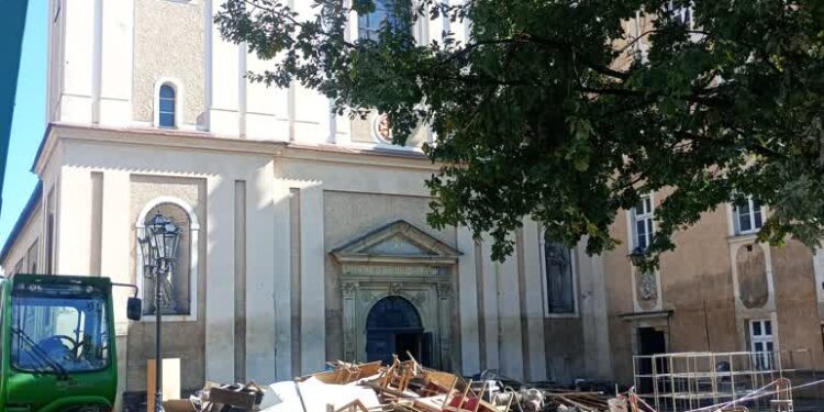 Stalowa Wola, Kłodzko: Pomoc ze Stalowej Woli dotarła do Kłodzka i okolic