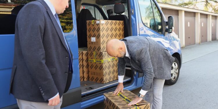 Mielec:  Transport z pomocą dla poszkodowanych przez powódź mieszkańców Gminy Prudnik