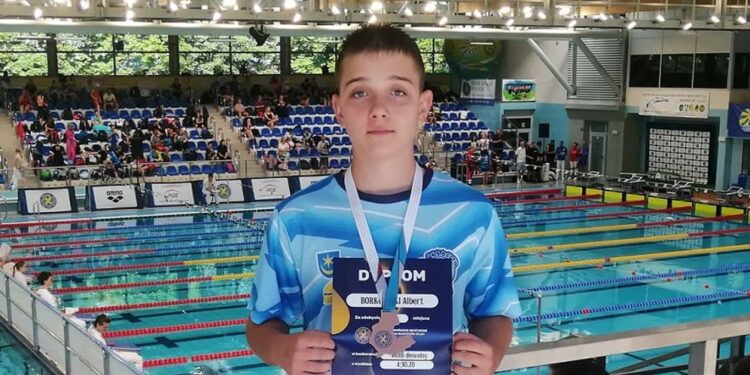 Tarnobrzeg: Zawodnik „Delfina” powołany przez Polski Związek Pływacki w skład Kadry Narodowej Juniorów