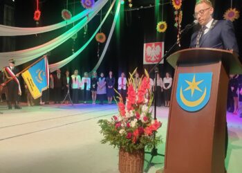 Tarnobrzeg: Obchody Dnia Edukacji Narodowej