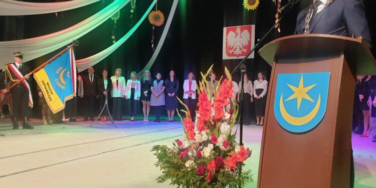 Tarnobrzeg: Obchody Dnia Edukacji Narodowej