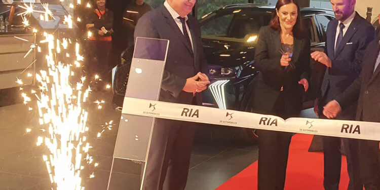 Prezes firmy RiA Marcin Pawlina i dyrektor DS Polska Marek Kisz