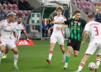 Stalowa Wola: Stal Stalowa Wola wróciła z jednym punktem z Łodzi