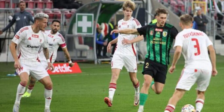 Stalowa Wola: Stal Stalowa Wola wróciła z jednym punktem z Łodzi