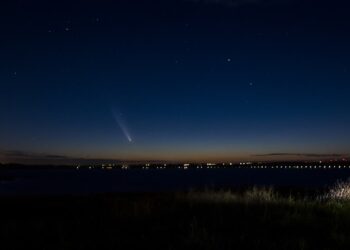 Tarnobrzeg: Unikatowe zdjęcia komety C/2023 A3 znad Jeziora Tarnobrzeskiego