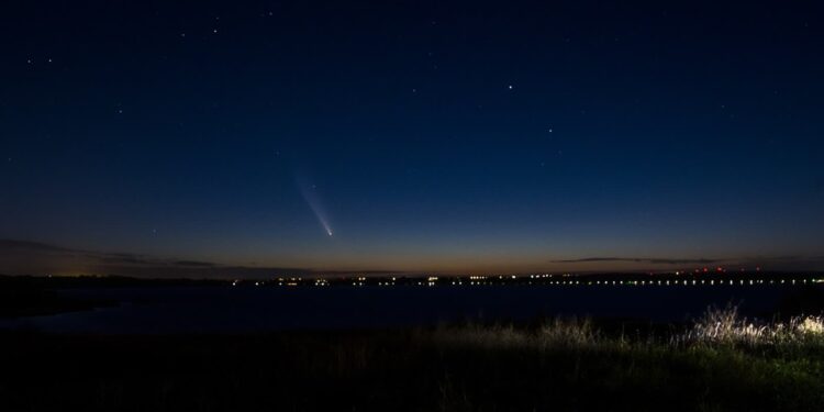 Tarnobrzeg: Unikatowe zdjęcia komety C/2023 A3 znad Jeziora Tarnobrzeskiego
