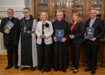 Sandomierz, Św. Krzyż, Jędrzejów: Zabytkowe obiekty sakralne ze wsparciem na prace konserwatorskie