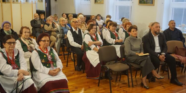 Koprzywnica: Udany start Akademii Seniora