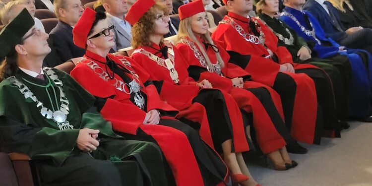Sandomierz: Uroczysta inauguracja roku akademickiego na filii UJK