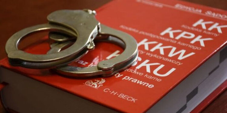 Stalowa Wola: 17-latek ze Stalowej Woli podejrzany o oszustwa na BLIK-a