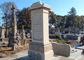 Klimontów.Trzynasta kwesta na ratowanie zabytkowych nagrobków na cmentarzu w Goźlicach