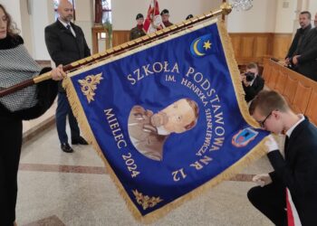 Mielec: Nadanie sztandaru i  jubileusz 110-lecia swojego istnienia