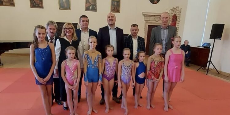 Sandomierz: Pogratulowali sukcesów młodym mistrzyniom
