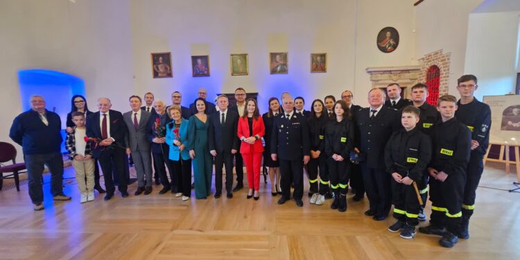 Sandomierz: Wiesława Karczewska-Grabias, dr Roman Chyła i OSP Sulisławice laureatami Bonum Publicum